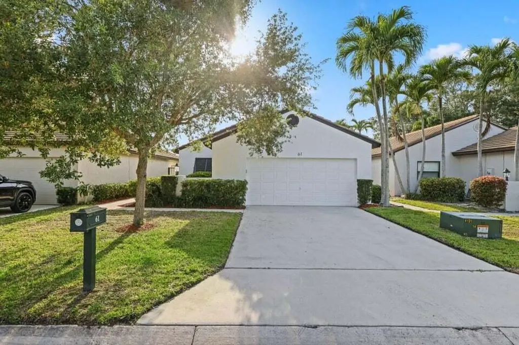 61 N Ironwood Way Palm Beach Gardens FL 33418