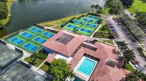 61 N Ironwood Way Palm Beach Gardens FL 33418