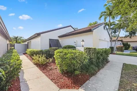 61 N Ironwood Way Palm Beach Gardens FL 33418