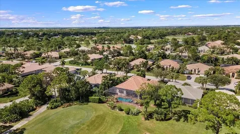 8048 Links Way Port Saint Lucie FL 34986