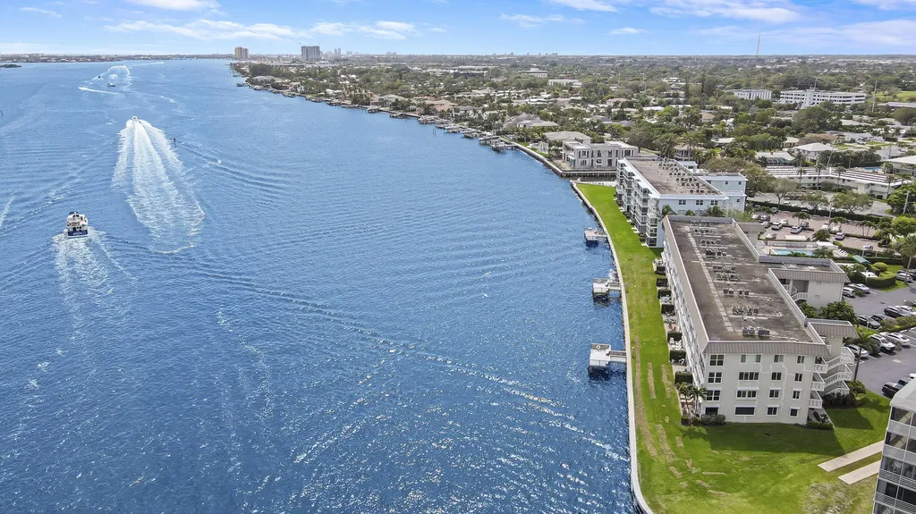 52 Yacht Club Drive North Palm Beach FL 33408