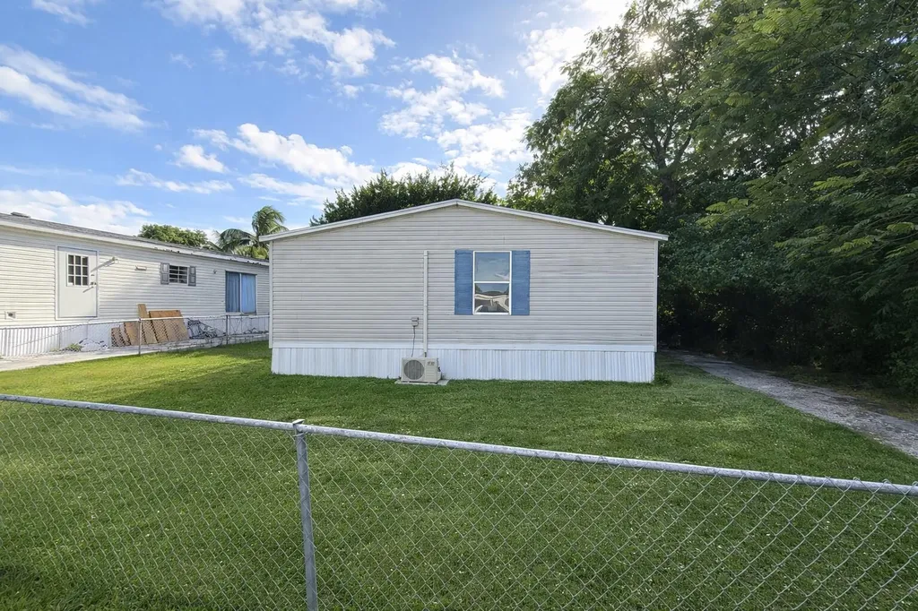 12002 Sandalfoot Boulevard Boca Raton FL 33428