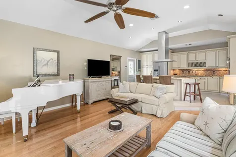 802 Ne 2nd Street Delray Beach FL 33483