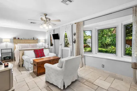 802 Ne 2nd Street Delray Beach FL 33483