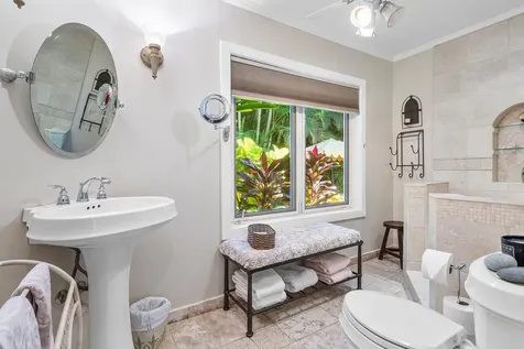 802 Ne 2nd Street Delray Beach FL 33483