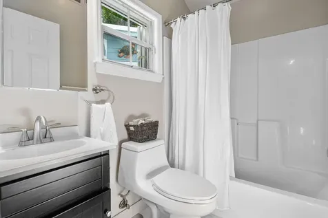 802 Ne 2nd Street Delray Beach FL 33483