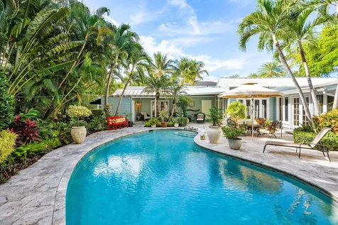 802 Ne 2nd Street Delray Beach FL 33483