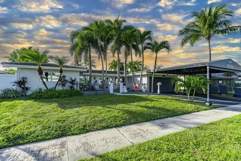 851 Se 5th Avenue Pompano Beach FL 33060