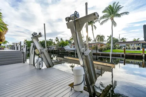 851 Se 5th Avenue Pompano Beach FL 33060