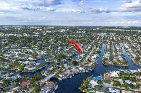 851 Se 5th Avenue Pompano Beach FL 33060