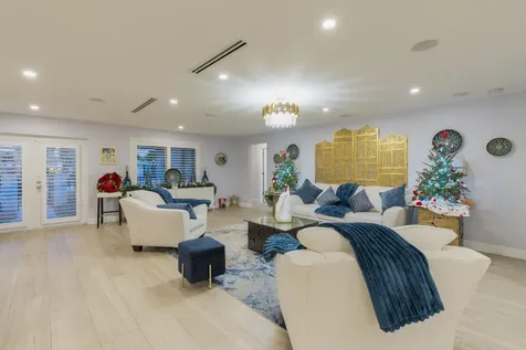 851 Se 5th Avenue Pompano Beach FL 33060