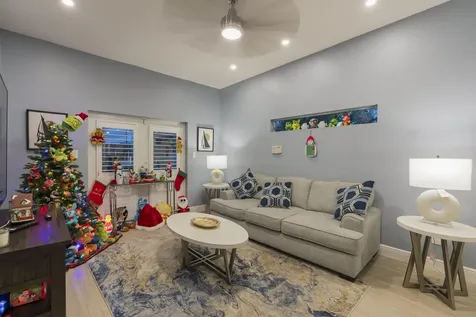851 Se 5th Avenue Pompano Beach FL 33060