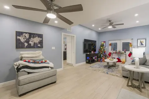 851 Se 5th Avenue Pompano Beach FL 33060