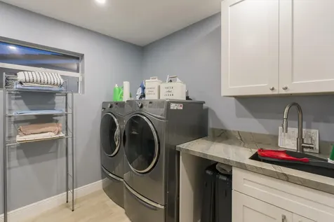 851 Se 5th Avenue Pompano Beach FL 33060