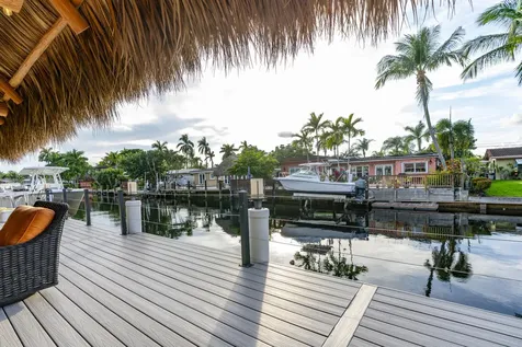 851 Se 5th Avenue Pompano Beach FL 33060