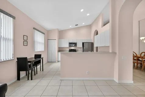 136 Nw Lawton Road Port Saint Lucie FL 34986