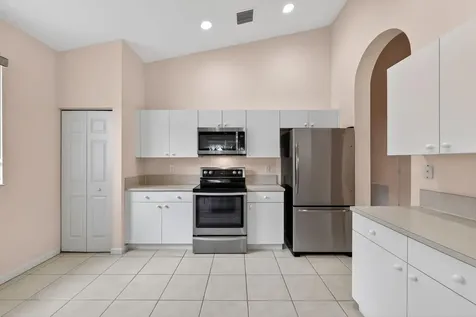 136 Nw Lawton Road Port Saint Lucie FL 34986