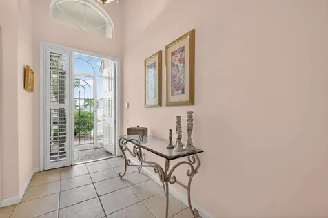 136 Nw Lawton Road Port Saint Lucie FL 34986