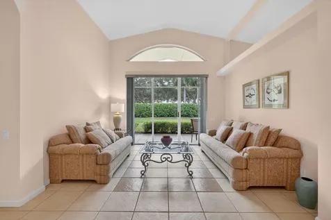 136 Nw Lawton Road Port Saint Lucie FL 34986