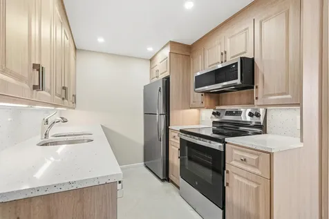 4067 Yarmouth D Boca Raton FL 33434