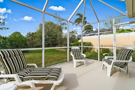 9054 Se Hawks Nest Court Hobe Sound FL 33455