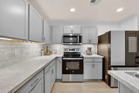 644 SW Hoffenberg Avenue Port Saint Lucie FL 34953