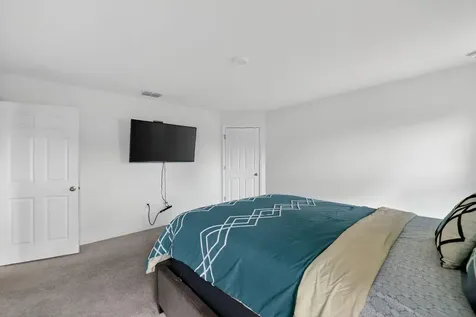 644 SW Hoffenberg Avenue Port Saint Lucie FL 34953