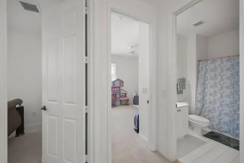106 S Longport Circle Delray Beach FL 33444