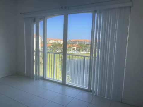 1 Harbour Isle Ph01 Drive Fort Pierce FL 34949