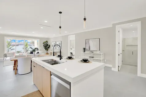 18 Sw 6th Street Delray Beach FL 33444