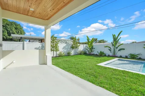 18 Sw 6th Street Delray Beach FL 33444