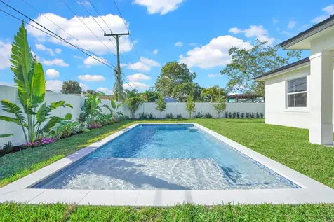 18 Sw 6th Street Delray Beach FL 33444