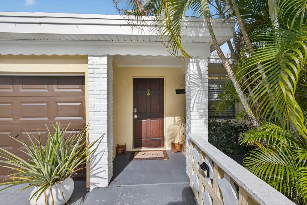 1901 Redbank Road North Palm Beach FL 33408