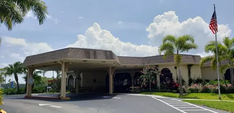 3755 Via Poinciana Lake Worth FL 33467