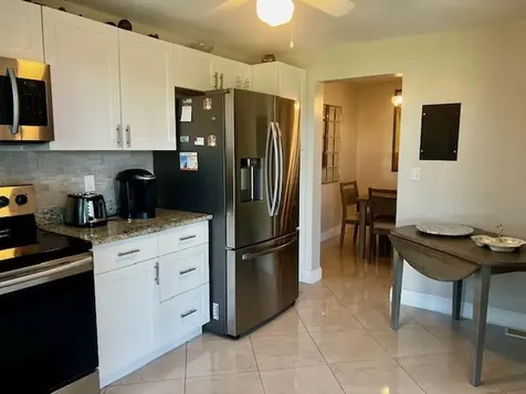 3755 Via Poinciana Lake Worth FL 33467