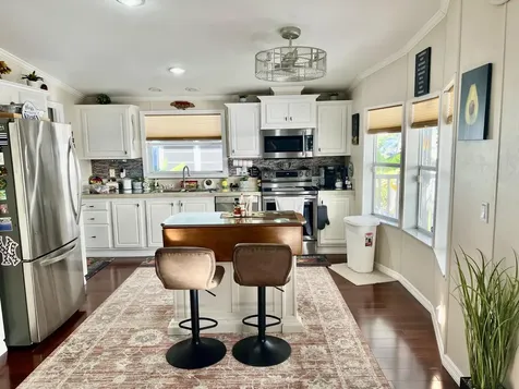 4541 Nw 69th Street Coconut Creek FL 33073
