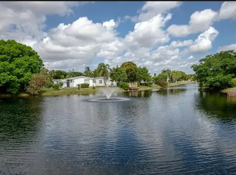 4541 Nw 69th Street Coconut Creek FL 33073
