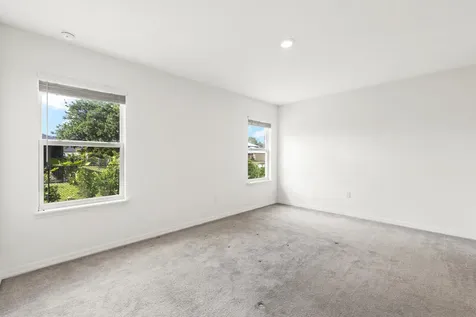 1334 Sw Kapok Avenue Port Saint Lucie FL 34953