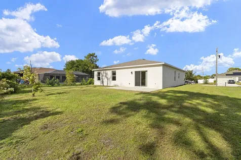 1334 Sw Kapok Avenue Port Saint Lucie FL 34953