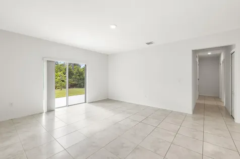 1334 Sw Kapok Avenue Port Saint Lucie FL 34953