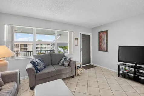 770 Horizons Boynton Beach FL 33435