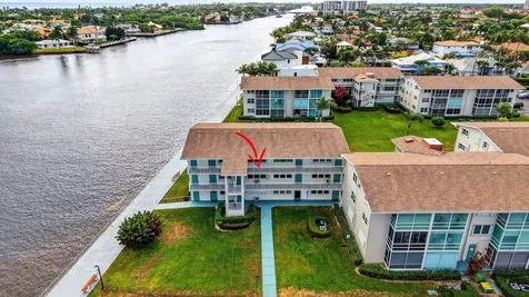 770 Horizons Boynton Beach FL 33435