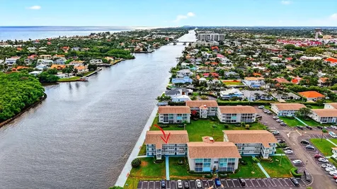770 Horizons Boynton Beach FL 33435