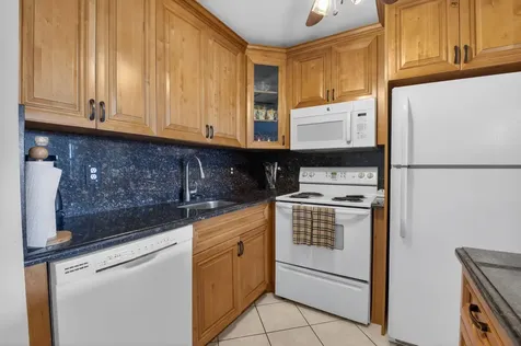 770 Horizons Boynton Beach FL 33435