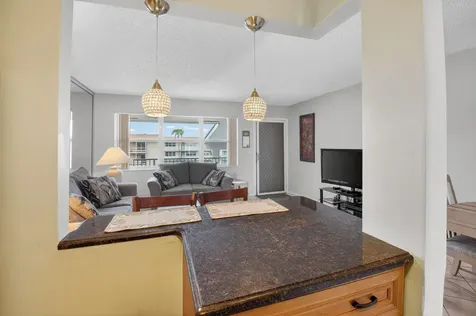 770 Horizons Boynton Beach FL 33435