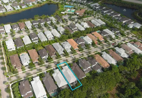 5642 Delacroix Terrace Palm Beach Gardens FL 33418