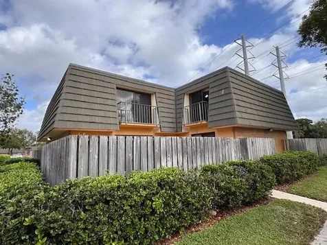 3310 33 Way West Palm Beach FL 33407