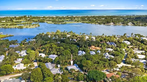 12165 Se Nassau Street Hobe Sound FL 33455