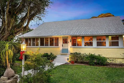 12165 Se Nassau Street Hobe Sound FL 33455
