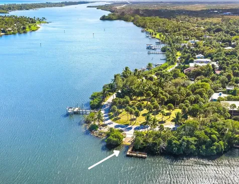 12165 Se Nassau Street Hobe Sound FL 33455